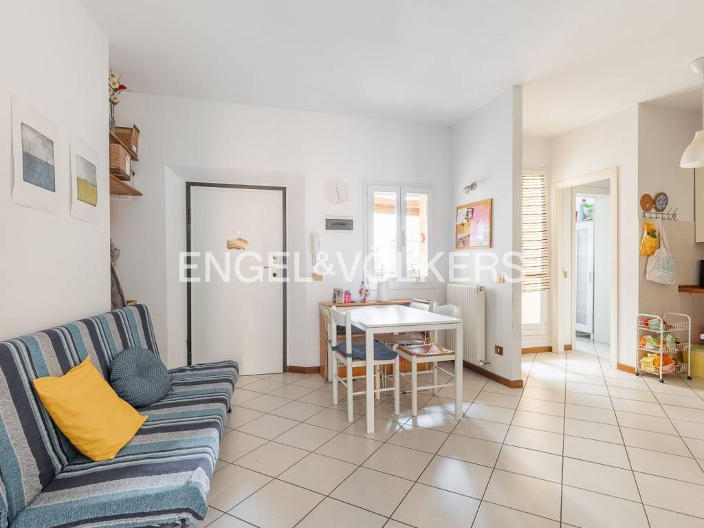 appartamento in vendita a Bologna in zona Saragozza