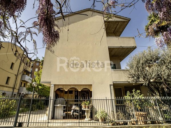 appartamento in vendita a Bologna