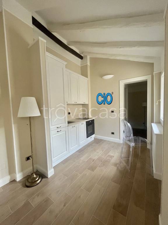 appartamento in vendita a Bologna in zona Santo Stefano