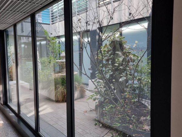 ufficio in vendita a Bologna in zona San Vitale