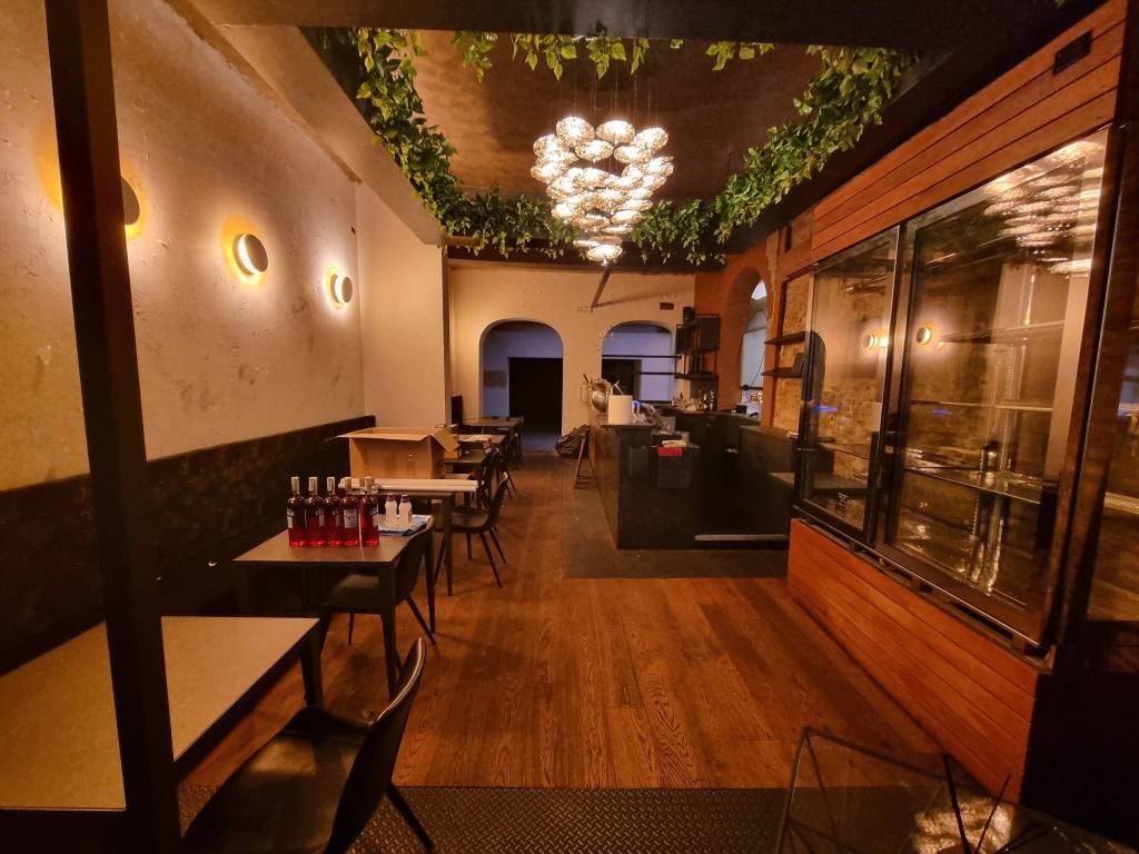 negozio in vendita a Bologna in zona Centro Storico