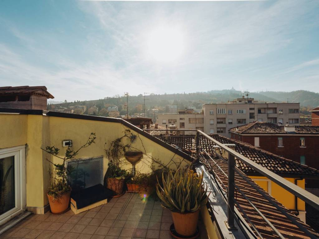 appartamento in vendita a Bologna