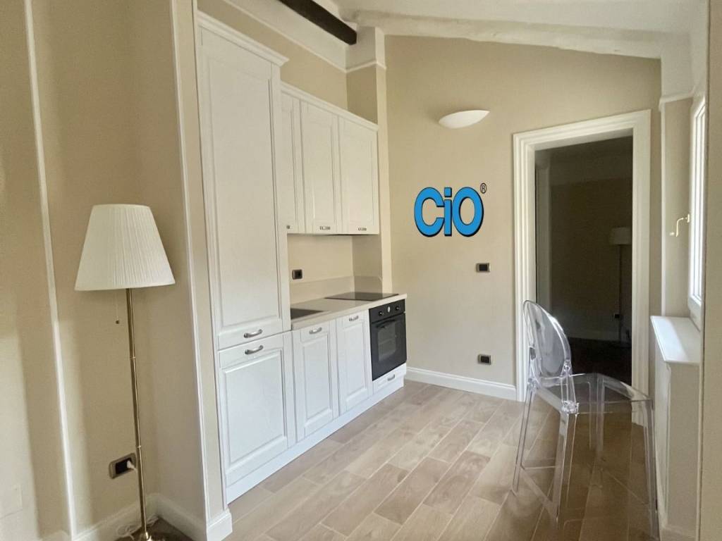 appartamento in vendita a Bologna in zona Santo Stefano