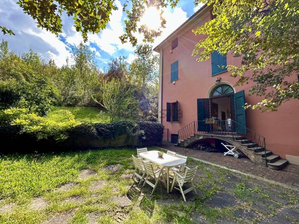 appartamento in vendita a Bologna in zona Santo Stefano