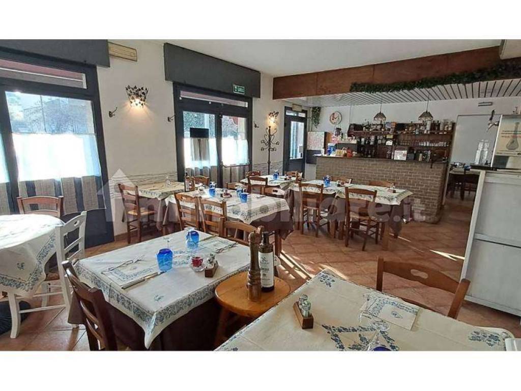 negozio in vendita a Bologna in zona Bolognina