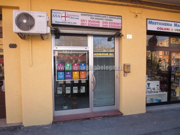 negozio in vendita a Bologna in zona San Vitale