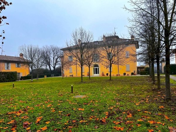 casa indipendente in vendita a Bologna in zona Quartiere Navile
