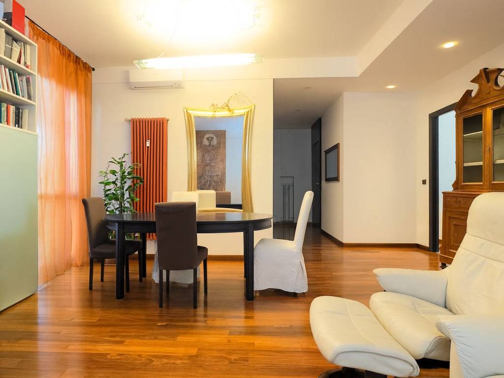 appartamento in vendita a Bologna in zona Colli