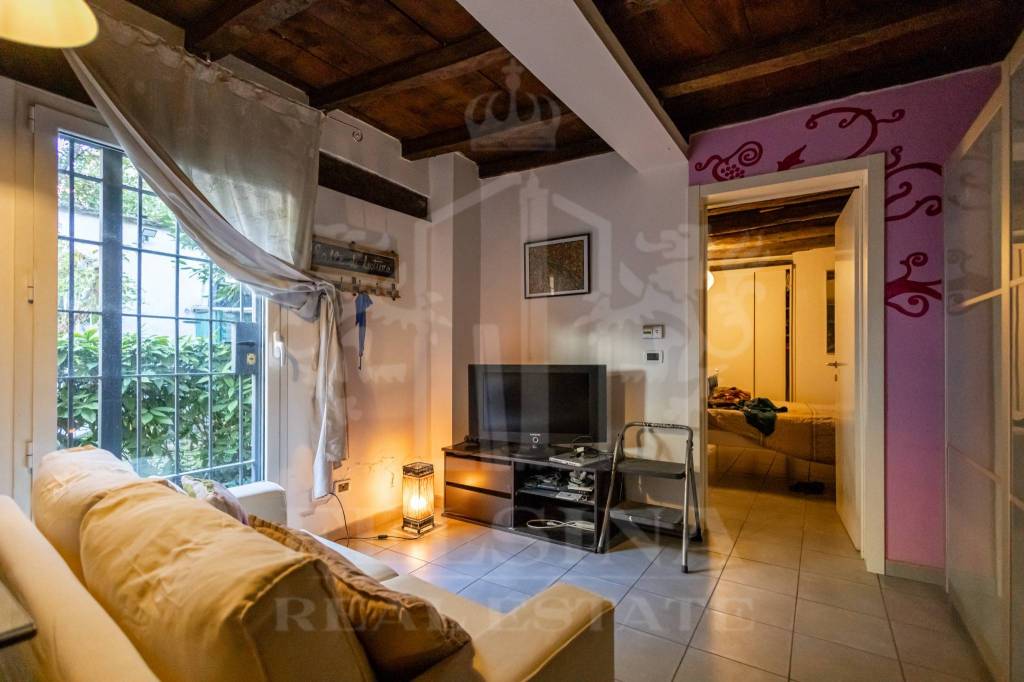 appartamento in vendita a Bologna in zona Saragozza