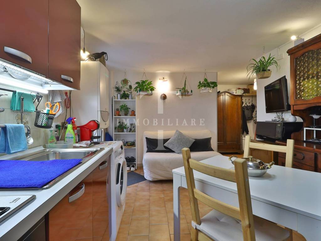 appartamento in vendita a Bologna in zona Saragozza