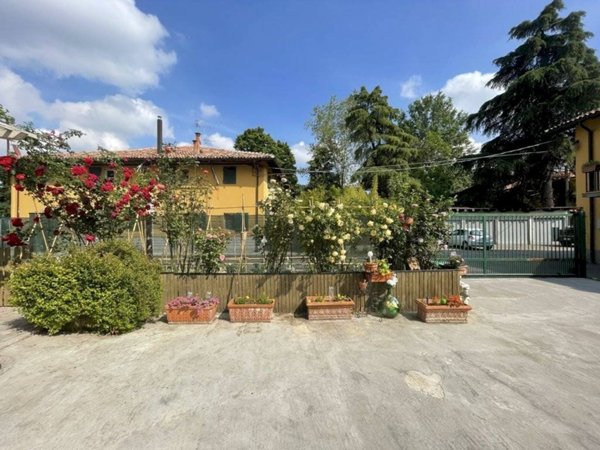 casa indipendente in vendita a Bologna