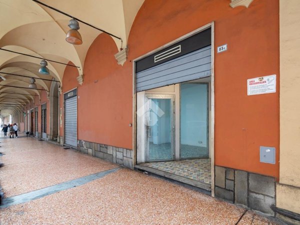negozio in vendita a Bologna