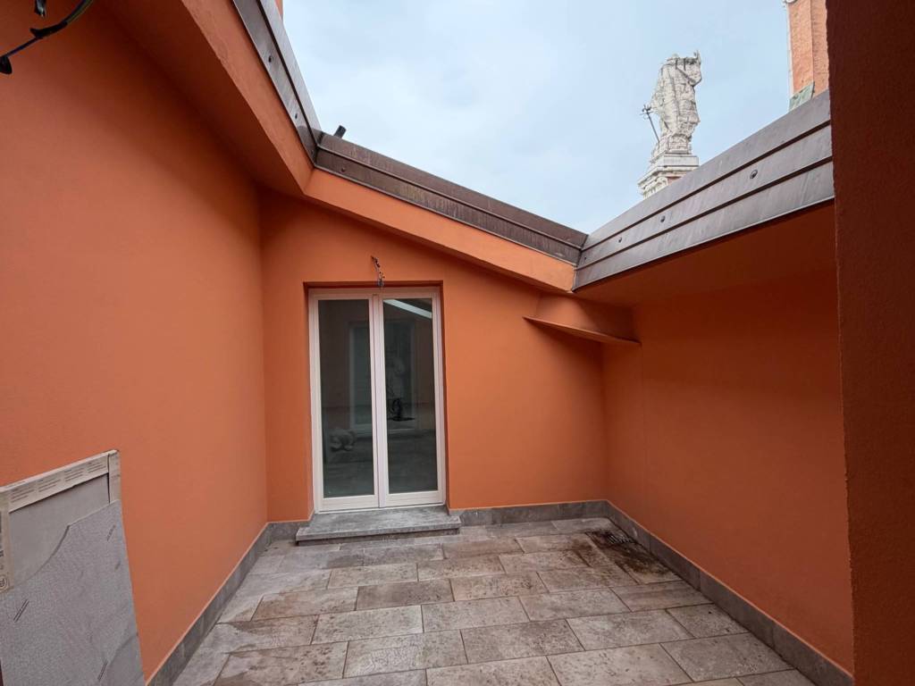 appartamento in vendita a Bologna in zona Centro Storico