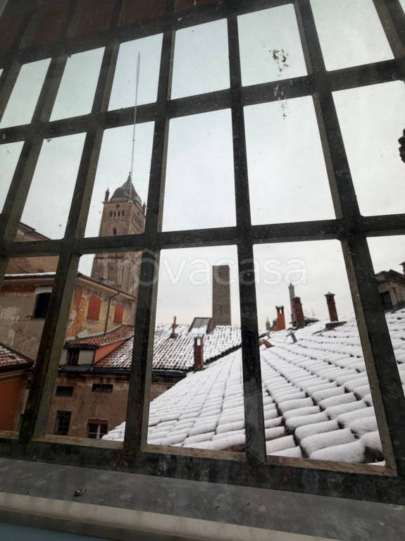 appartamento in vendita a Bologna in zona Centro Storico