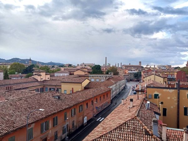 appartamento in vendita a Bologna in zona San Vitale