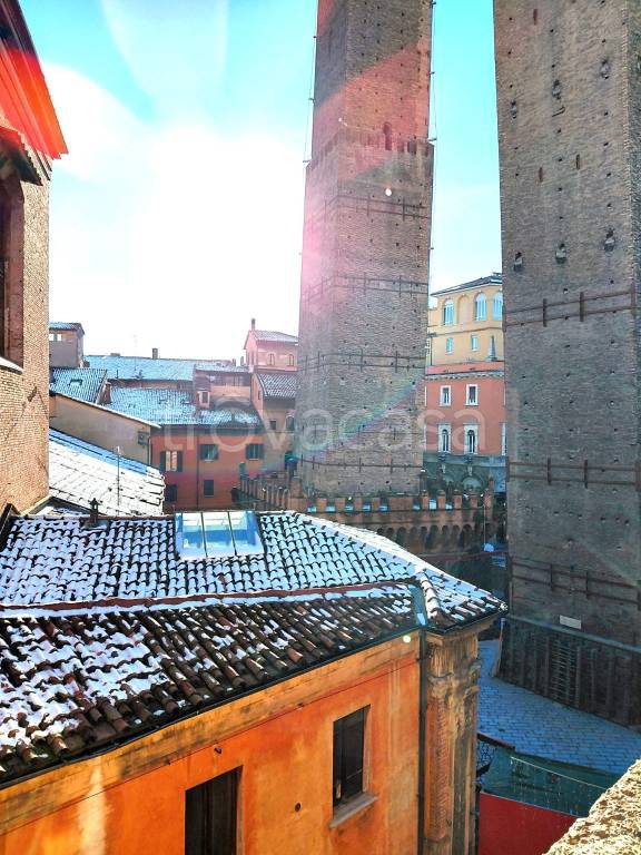 appartamento in vendita a Bologna in zona Centro Storico