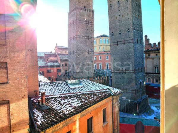 appartamento in vendita a Bologna in zona Centro Storico