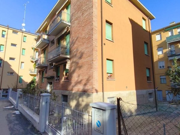 appartamento in vendita a Bologna in zona Saffi