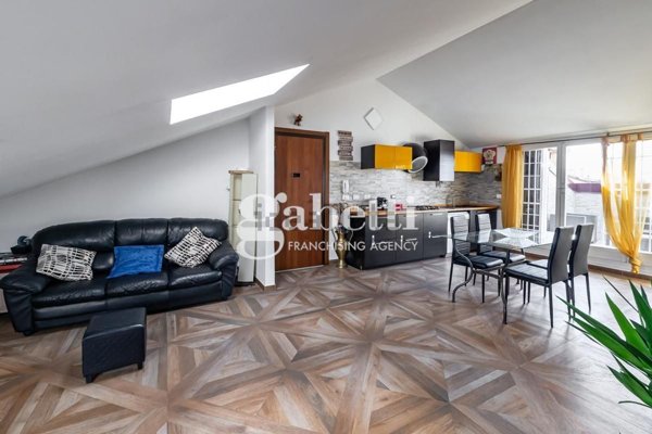 appartamento in vendita a Bologna in zona Quartiere Porto