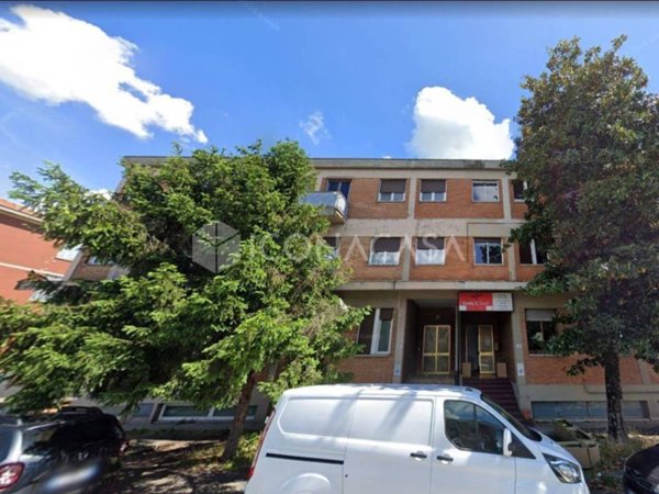 locale commerciale in vendita a Bologna in zona Aeroporto