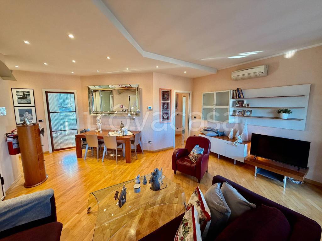 appartamento in vendita a Bologna in zona Bolognina