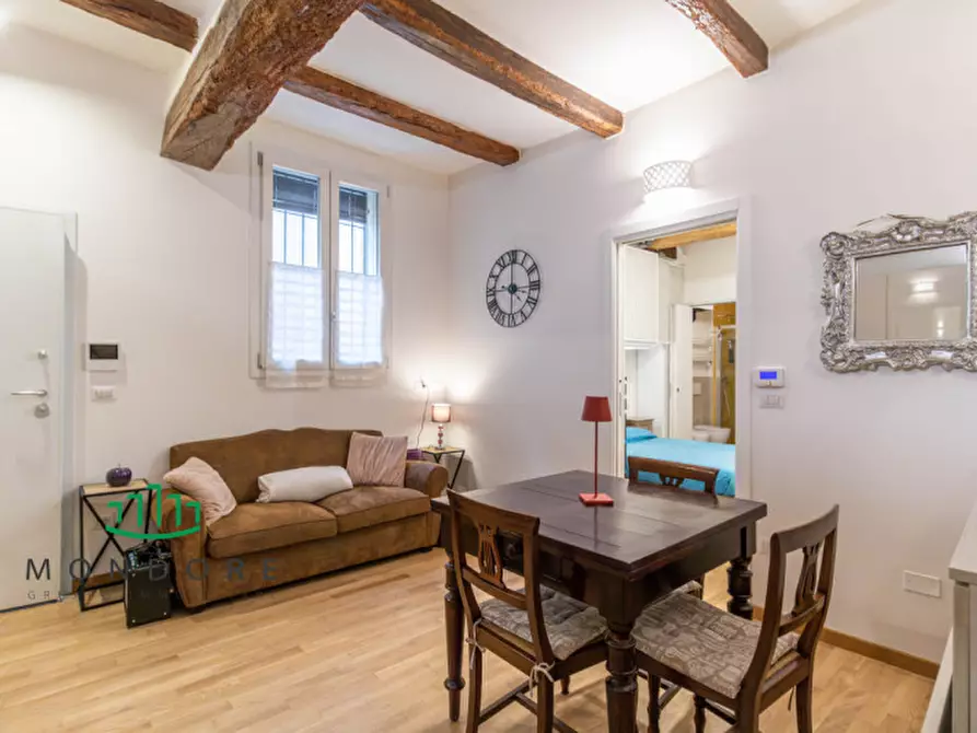 appartamento in vendita a Bologna in zona Santo Stefano