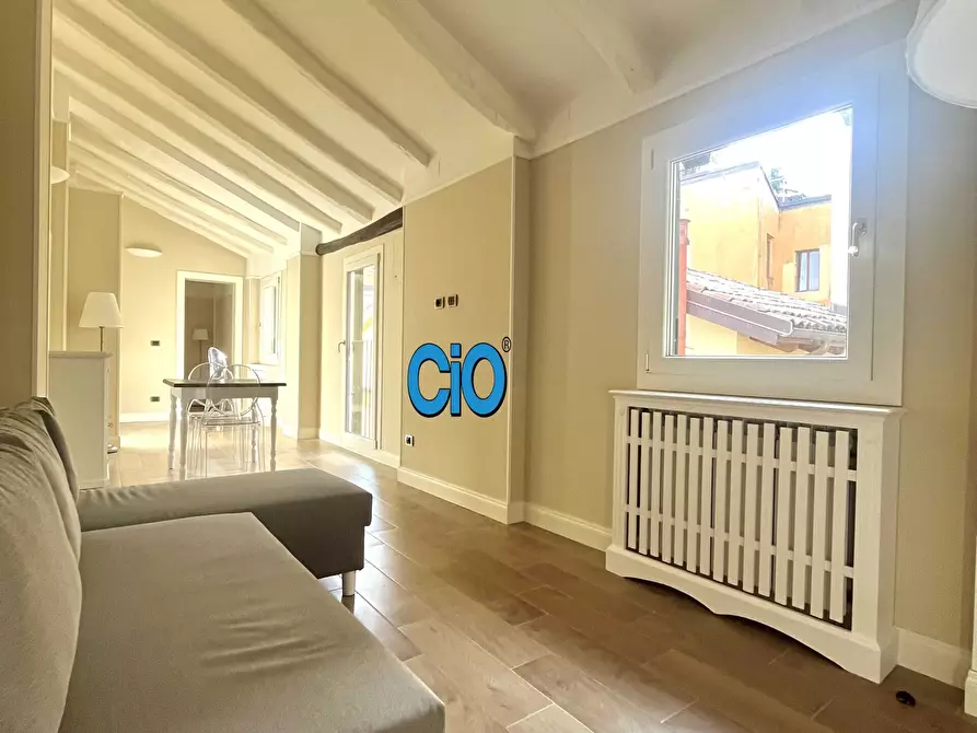 appartamento in vendita a Bologna in zona Santo Stefano