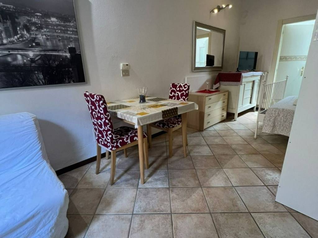 appartamento in vendita a Bologna in zona Saffi