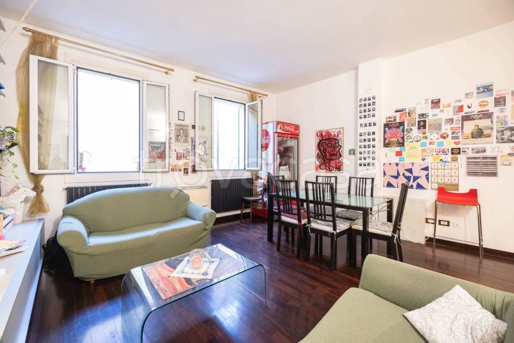 appartamento in vendita a Bologna in zona Saragozza