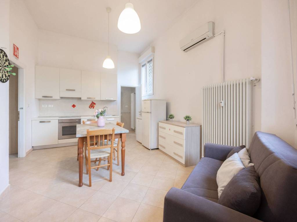 appartamento in vendita a Bologna in zona Saffi