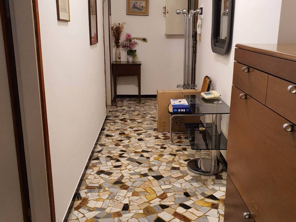 appartamento in vendita a Bologna in zona Saragozza