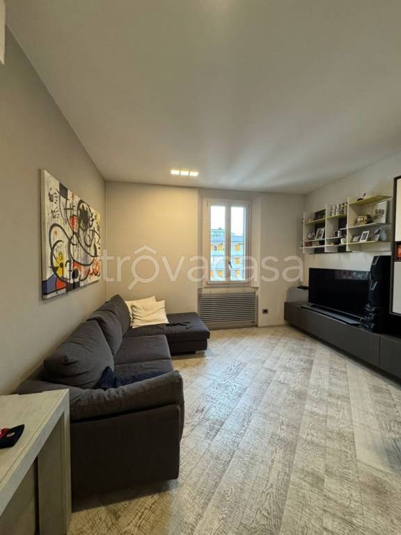 appartamento in vendita a Bologna in zona Saragozza