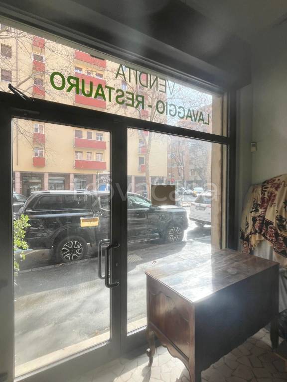 negozio in vendita a Bologna in zona Murri