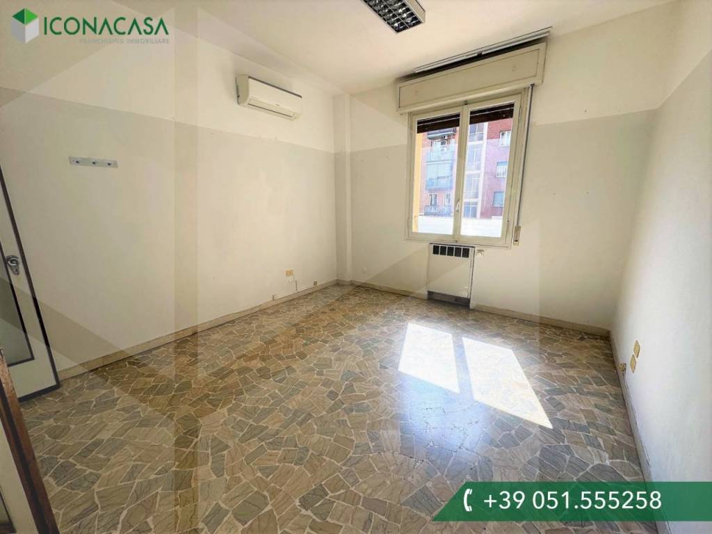 appartamento in vendita a Bologna in zona Saffi