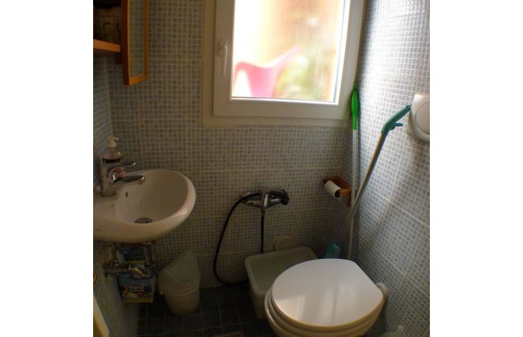 ufficio in vendita a Bologna in zona Centro Storico