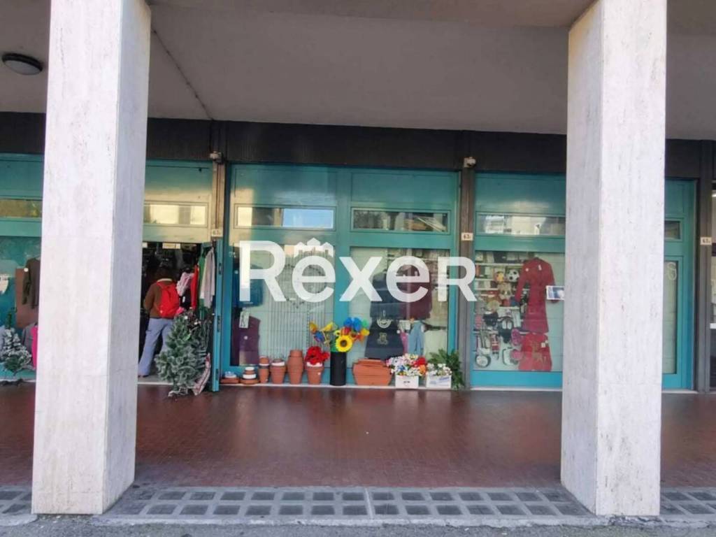 negozio in vendita a Bologna in zona Savena