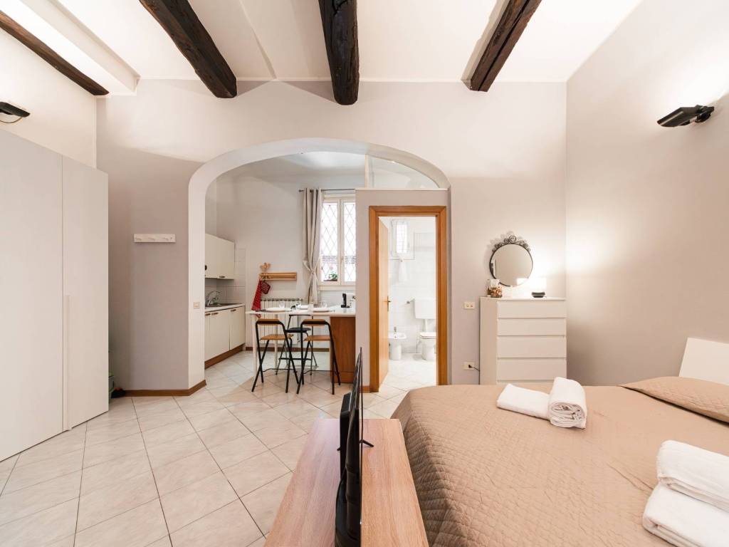 appartamento in vendita a Bologna in zona Saragozza