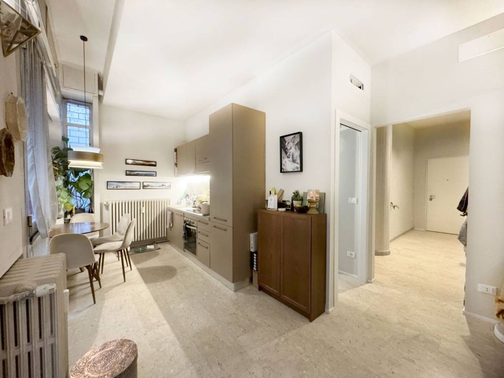 appartamento in vendita a Bologna in zona Saffi