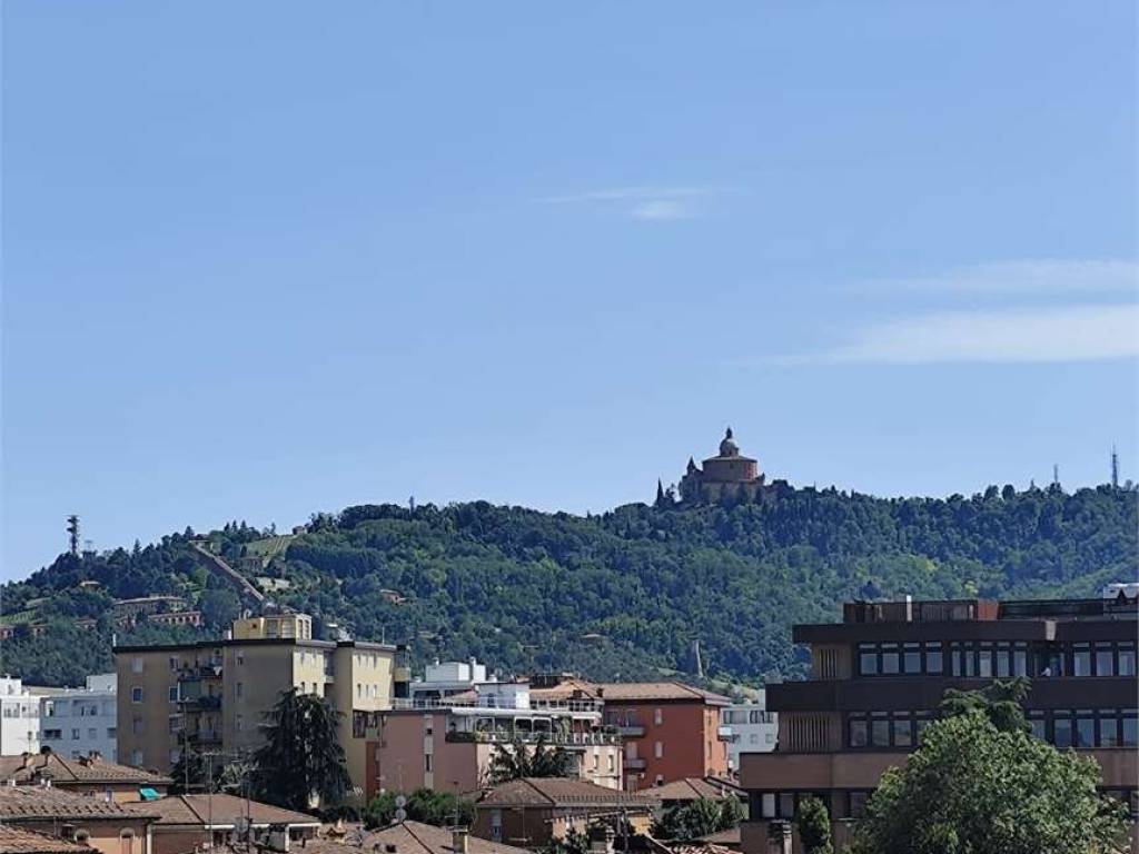 appartamento in vendita a Bologna in zona Barca