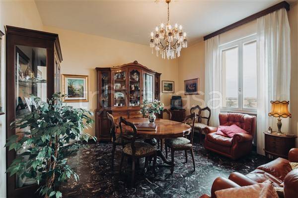 appartamento in vendita a Bologna in zona Saffi