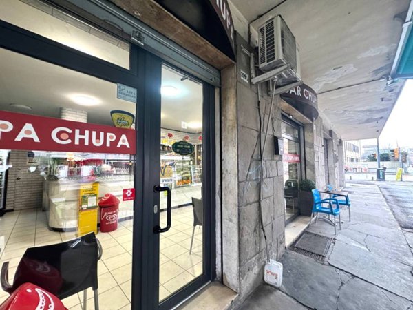negozio in vendita a Bologna in zona Bolognina