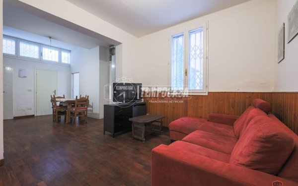 appartamento in vendita a Bologna in zona Saragozza