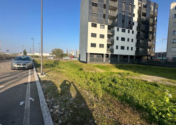 terreno edificabile in vendita a Bologna