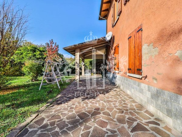 casa indipendente in vendita a Bologna in zona Borgo Panigale