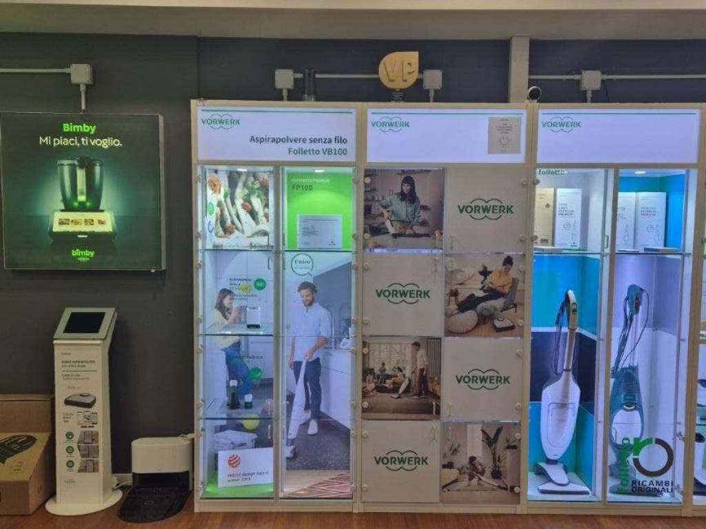 negozio in vendita a Bologna in zona Savena