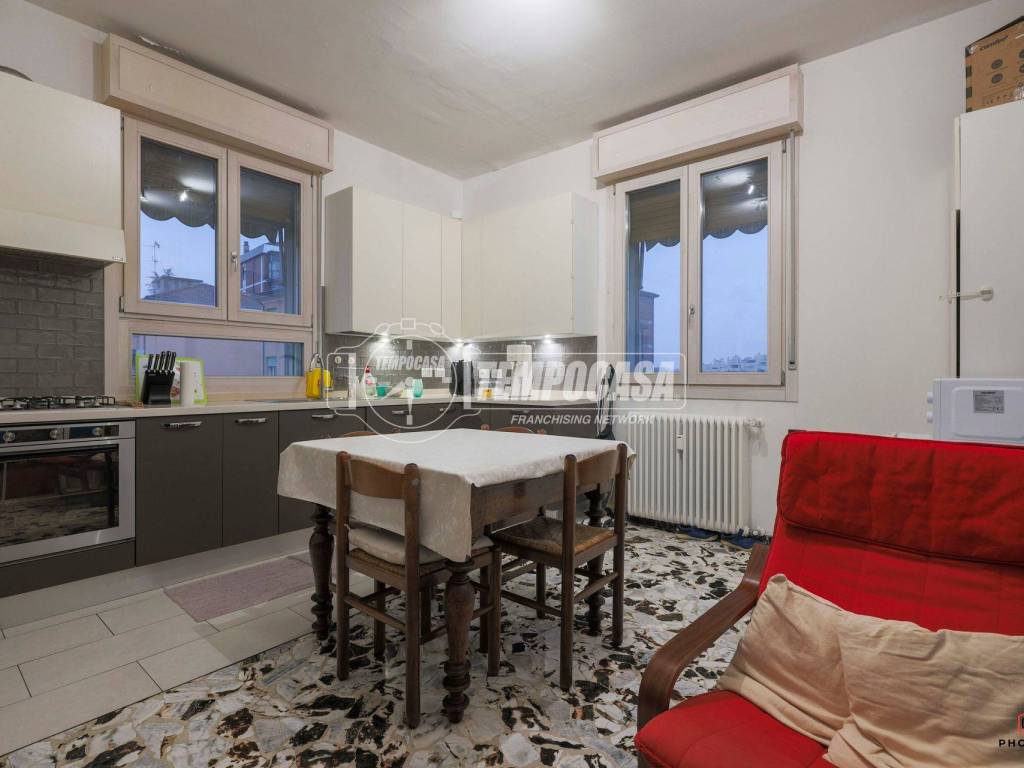 appartamento in vendita a Bologna in zona Saffi