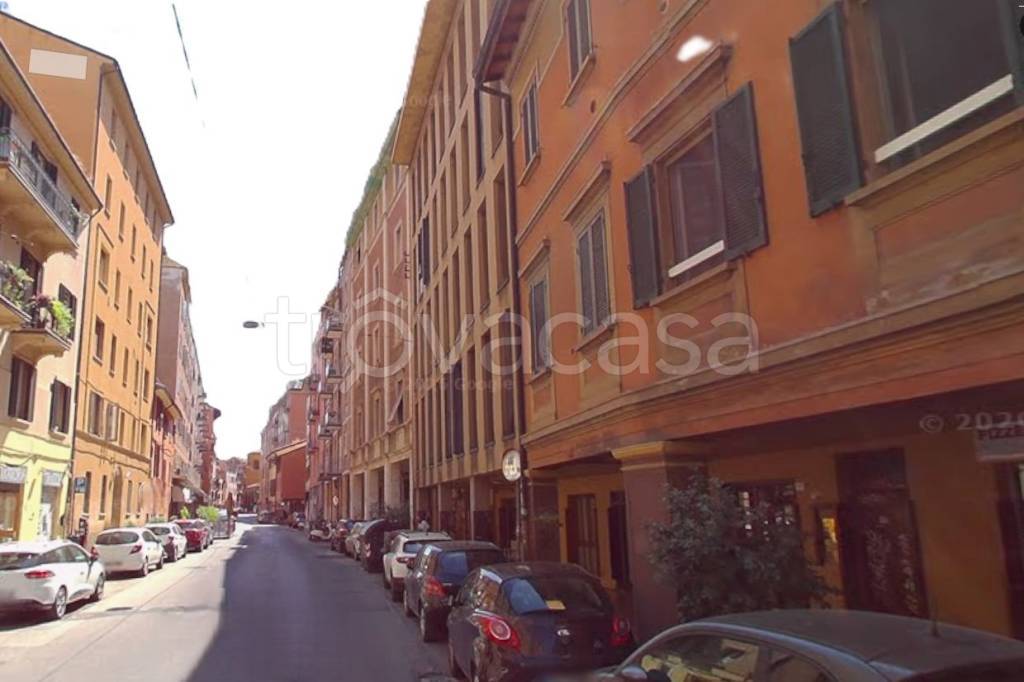 negozio in vendita a Bologna in zona San Vitale