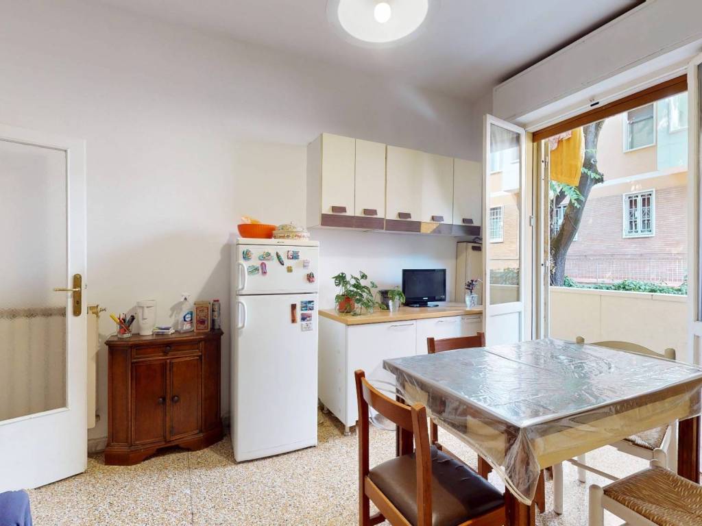 appartamento in vendita a Bologna in zona Saragozza