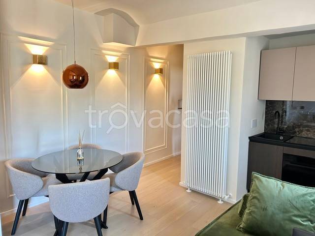 appartamento in vendita a Bologna in zona Santo Stefano