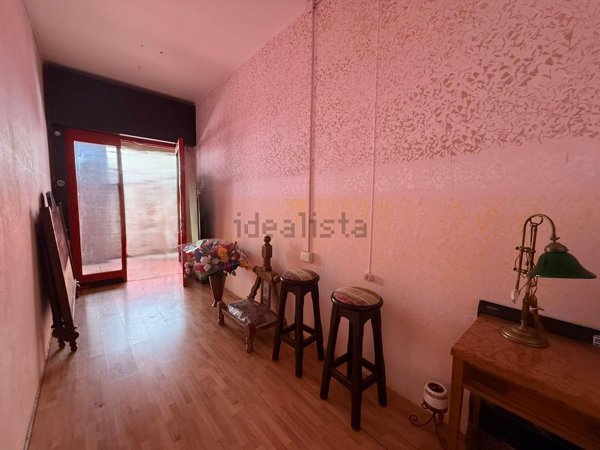 negozio in vendita a Bologna in zona San Vitale